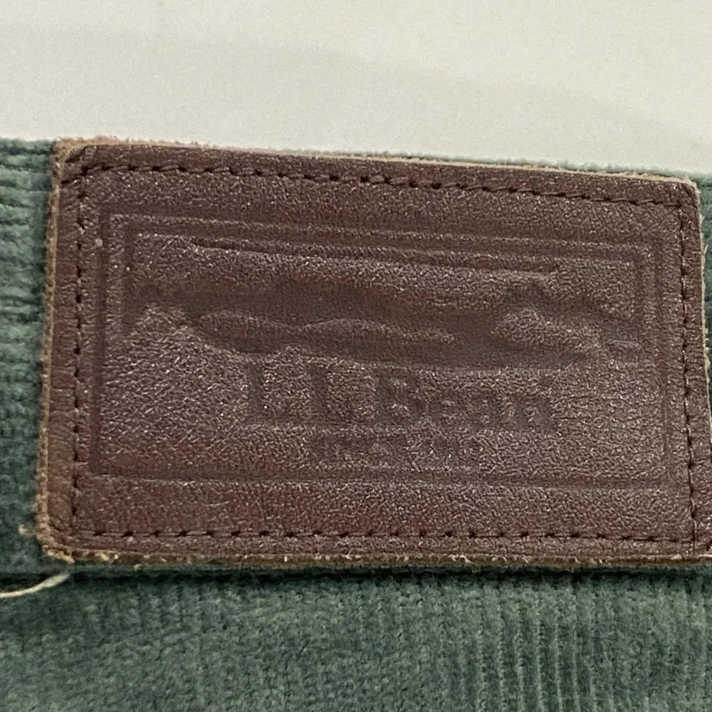 L.L. Bean Corduroy Pants Women’s Size 16 Petite Olive Green